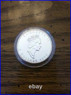 1 oz. 999 Fine Silver Round Canadian Maple Leaf 1999 5 Dollars