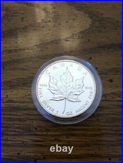 1 oz. 999 Fine Silver Round Canadian Maple Leaf 1999 5 Dollars
