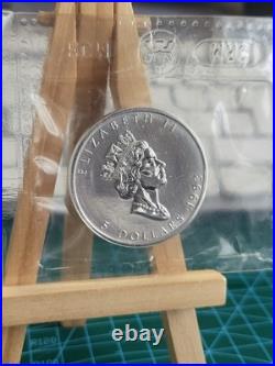 1993 1oz Canadian Maple Leaf Silver coin PERFECTLY RCM SEALED AND GENUINE (13)