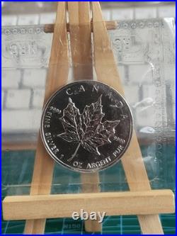 1993 1oz Canadian Maple Leaf Silver coin PERFECTLY RCM SEALED AND GENUINE (13)