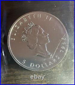 1996 1 oz Silver Canadian Maple Leaf (Brilliant Uncirculated) 5 Dollar Coin