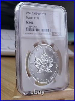 1997 1oz Canadian Maple Leaf Silver Bullion coin EXTREMELY RARE Graded NGC MS66