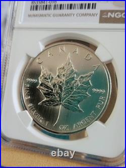1997 1oz Canadian Maple Leaf Silver coin FRESH GRADED BY NGC MS69 Extremely Rare