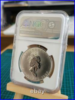 1997 1oz Canadian Maple Leaf Silver coin FRESH GRADED BY NGC MS69 Extremely Rare