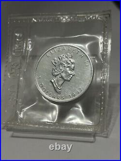 1997 Canada $5 Silver Maple Leaf Coin. 9999 Pure 1oz RCM SEALed Key Date #1