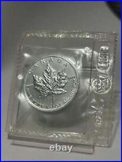 1997 Canada $5 Silver Maple Leaf Coin. 9999 Pure 1oz RCM SEALed Key Date #1