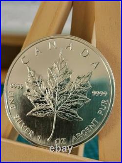1997 VERY RARE 1oz Canadian Maple Leaf Silver Coin UNCIRCULATED AND GENUINE (25)