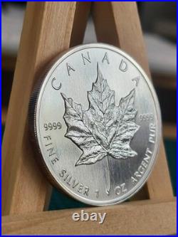 1997 VERY RARE 1oz Canadian Maple Leaf Silver Coin UNCIRCULATED AND GENUINE (25)