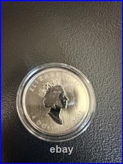 2003 Royal Canadian Mint Maple Leaf. 999 Fine Silver Hologram 5-Coin Set In Box
