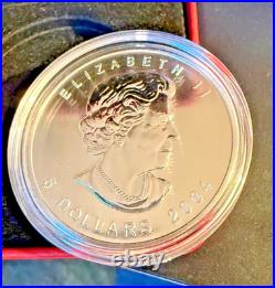 2004 CANADA $5 Winter Colored Silver Maple Leaf 1oz 99.99% Silver