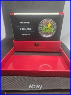 2005 Canada $5 Silver Maple Leaf-Bigleaf Maple-Colorized Edition-1 oz. 9999 Fine
