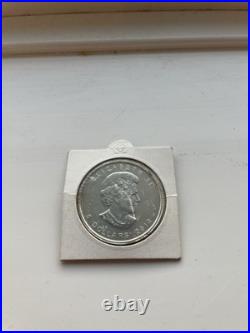 2010 Canadian Maple. 9999 Fine Silver 5 Dollar Coin Silver Bullion