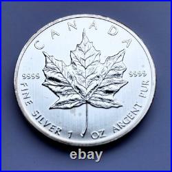 2010 MAPLE LEAF SILVER CANADA $5.9999 1oz COIN In CAPSULE