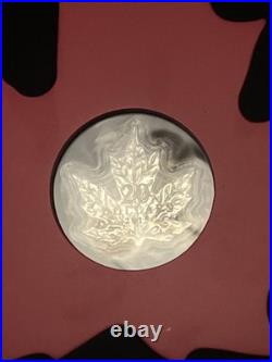 2015 $20 Fine Silver Canadian Maple Leaf 31.5g Silver Coin