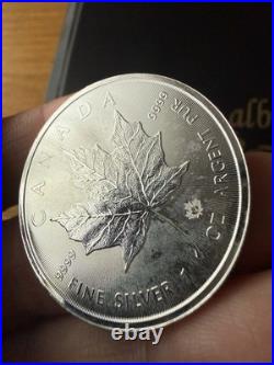 2016 Canada 1oz. Fine Silver. 9999 MAPLE LEAF Coin $5 VGC
