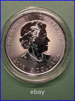 2016 Silver 1oz. 9999 Fine Silver Canadian Maple Leaf Superman 2016 Silver 1oz. 9999 Fine Silver Canadian Maple Leaf Superman