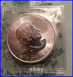 2017 1oz Silver Canadian Maple Leaf Bullion Coin in sleeve