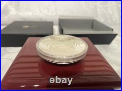 2017 CANADA $50 FINE SILVER PROOF 5 Oz CONVEX Coin MAPLE LEAVES IN MOTION CURVED 2017 CANADA $50 FINE SILVER PROOF 5 Oz CONVEX Coin MAPLE LEAVES IN MOTION CURVED