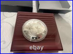 2017 CANADA $50 FINE SILVER PROOF 5 Oz CONVEX Coin MAPLE LEAVES IN MOTION CURVED 2017 CANADA $50 FINE SILVER PROOF 5 Oz CONVEX Coin MAPLE LEAVES IN MOTION CURVED