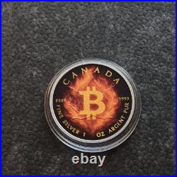 2025 1OZ Silver Silver Maple Leaf Burning Bitcoin Crypto Canada Canada NUR250ST2