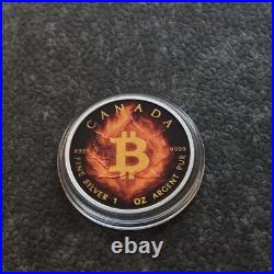 2025 1OZ Silver Silver Maple Leaf Burning Bitcoin Crypto Canada Canada NUR250ST2