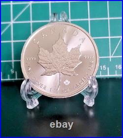 2026 Maple Leaf 1 oz Silver Coin in Capsule