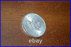 25 x 1 oz Canadian Maple Leaf, 1 oz, 5 Dollar Silver Coin 999 in Tube
