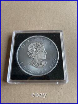 Canada 2017 $5-Maple Leaf-Antique Finish colored 1 Oz Silver coin