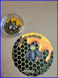 Canada 2025 $5 Maple Leaf Black Bee with Bejeweled Insert 1 oz Silver Coin