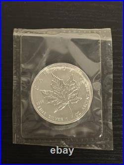 Canada Maple Leaf 1995 Silver Coin 1oz 9999 Fine Silver Original Box Foil 5 Dollars