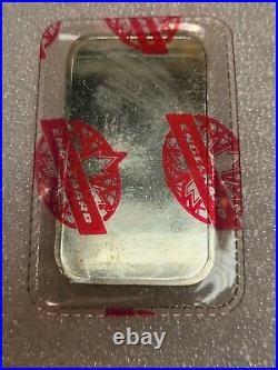 Rare Red Seal Engelhard Maple Leaf Logo 1 Troy Ounce. 999 Fine Silver Bar 164361