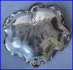 Reed and Barton Model X102 Sterling Maple Leaf Candy Dish 2.6oz