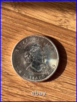 Royal Canadian Mint Maple Leaf 2009 31.16g Pure Silver Fineness 999.9