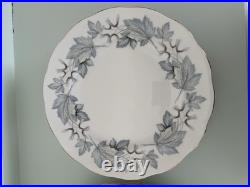 Set of 12 Royal Albert Silver Maple Bone China Dinner Plates Leaf Pattern Set of 12 Royal Albert Silver Maple Bone China Dinner Plates Leaf Pattern
