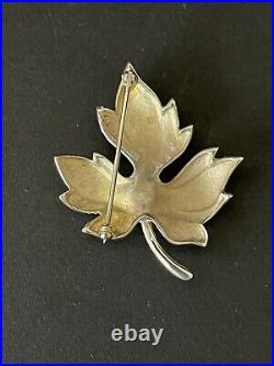 TIFFANY & CO. VINTAGE STERLING SILVER MAPLE LEAF BROOCH 10 g (0.4 oz)