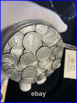 The 2017 1kg Canadian Silver $250 Maple Leaf Cut Out Antique Finish Coin Rare