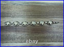 Vintage 925 sterling silver Maple Leaf Link Bracelet 7in Fold Over Clasp L335